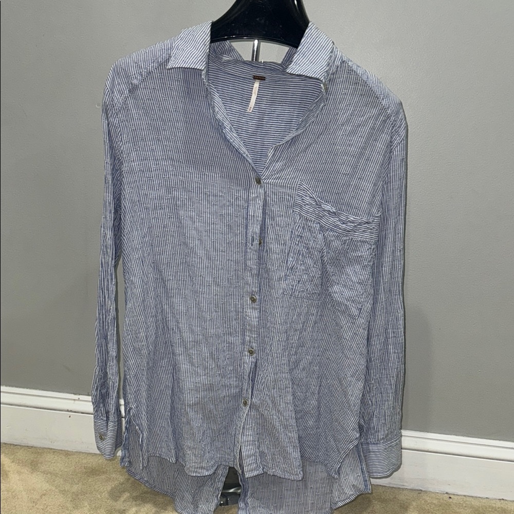 Free people women’s Blue button up Striped Shirt M